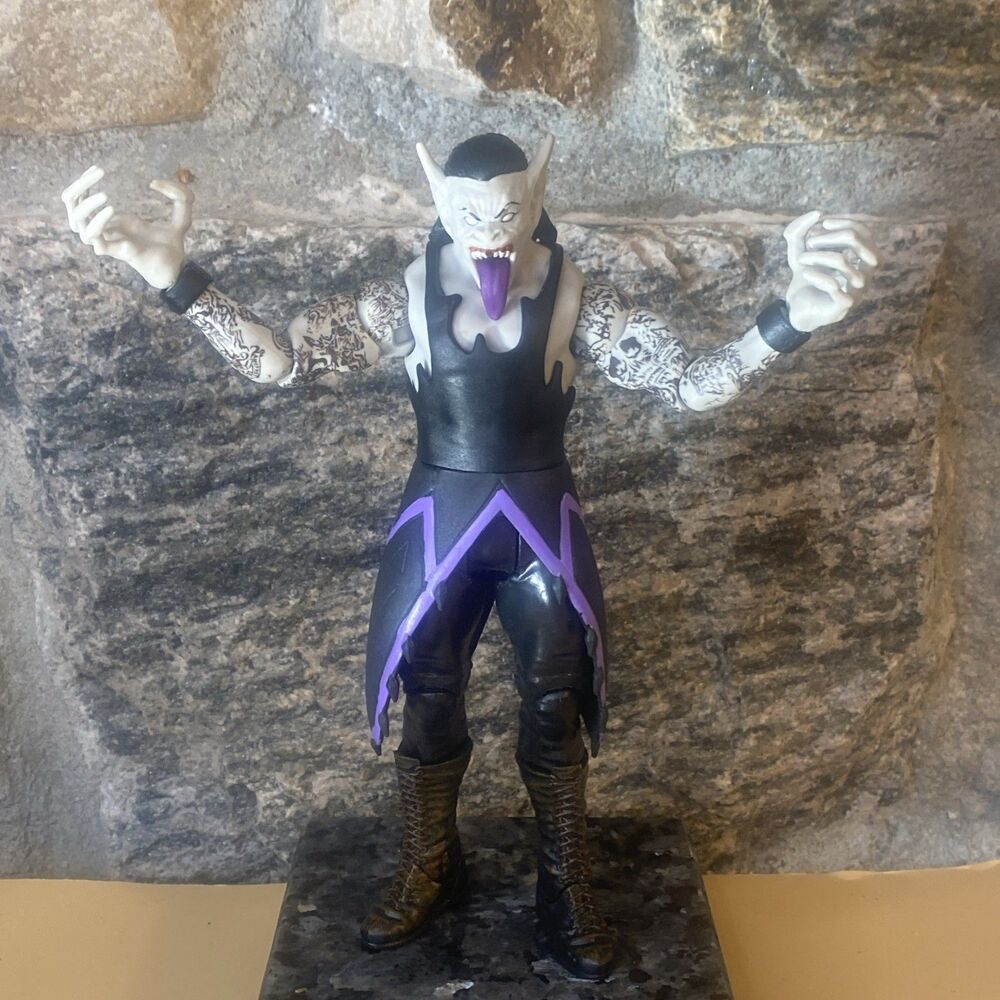 WWE Monsters Undertaker as the Vampire 7" Action Figure FMH37